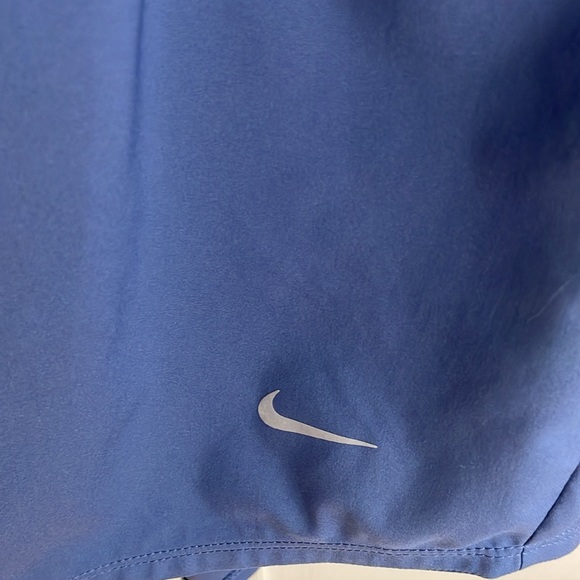 NIKE Shorts Dri fit high rise 2X - Picture 6 of 10